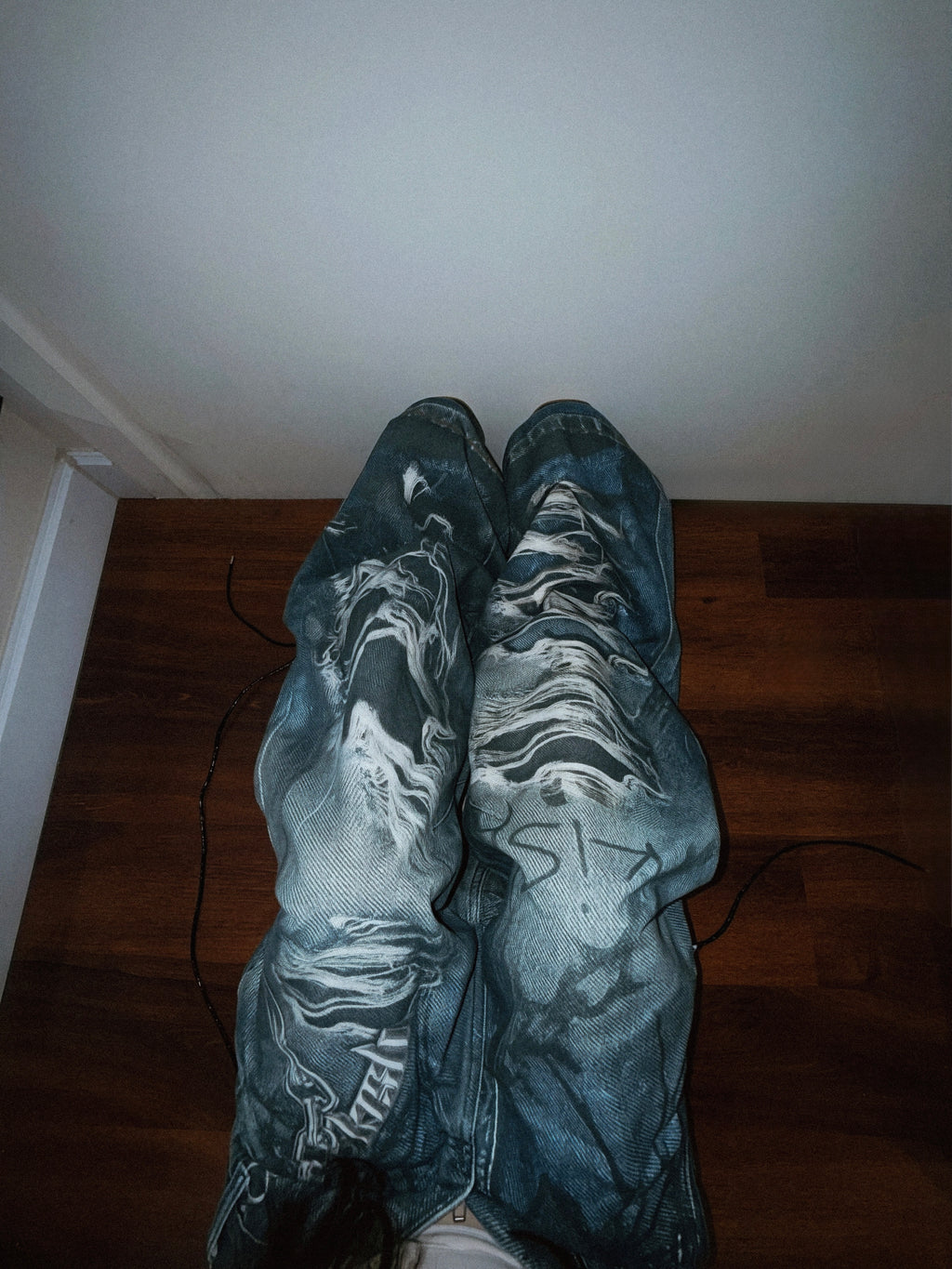 PRINTER RIPPED JEANS