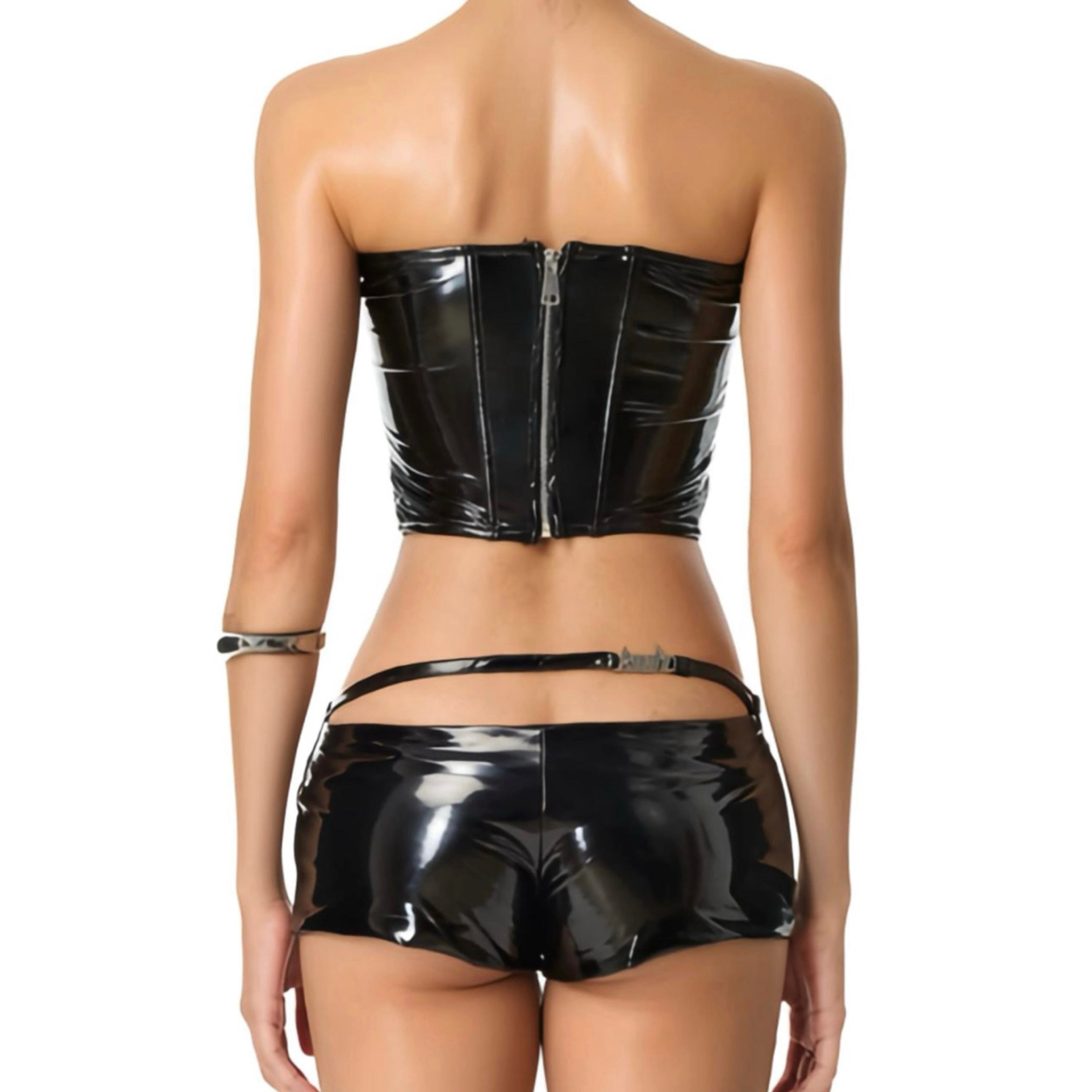 BLACK CORELOCK SHORT