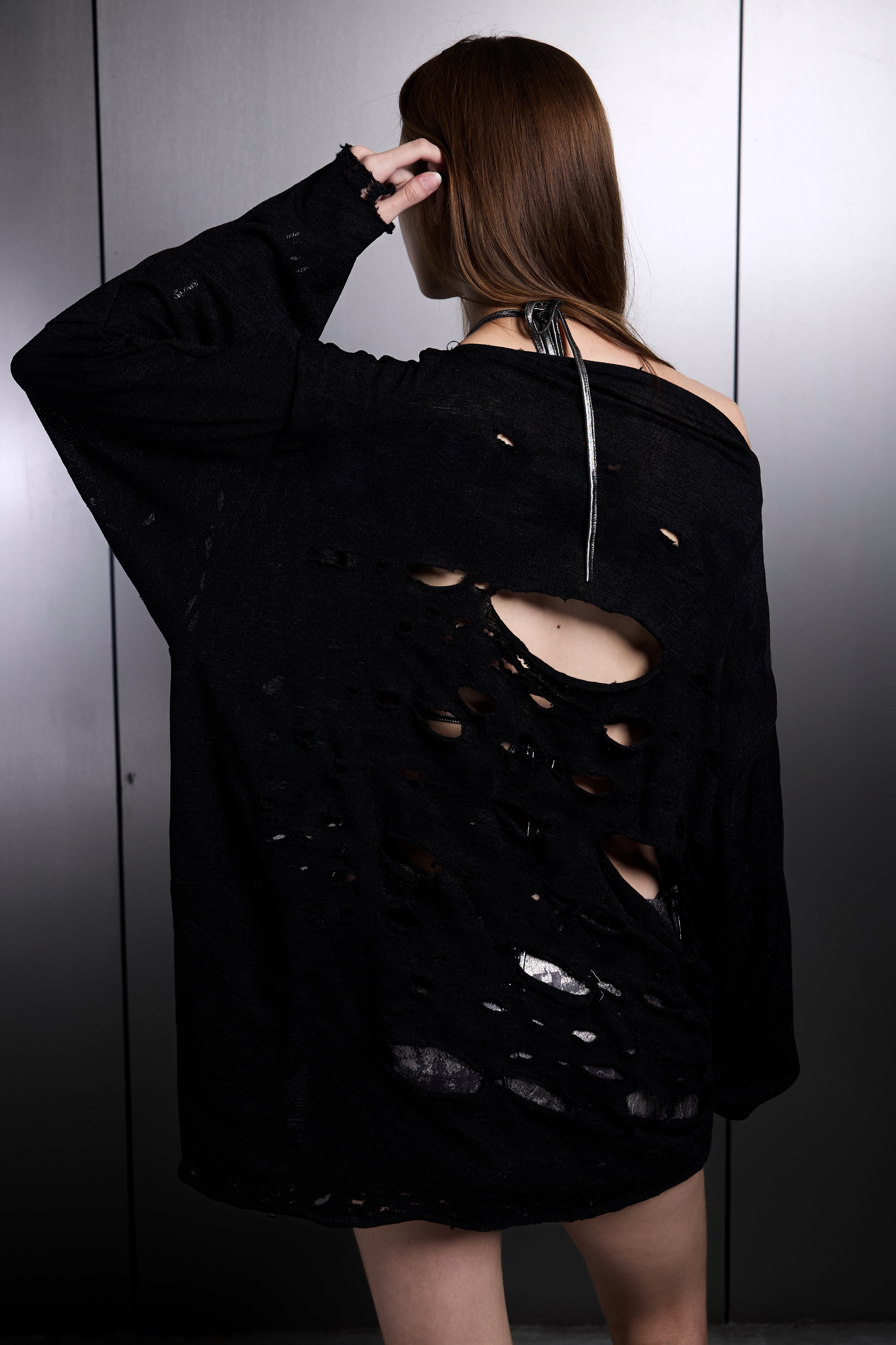 DISTROYED LONGSLEVES TOP