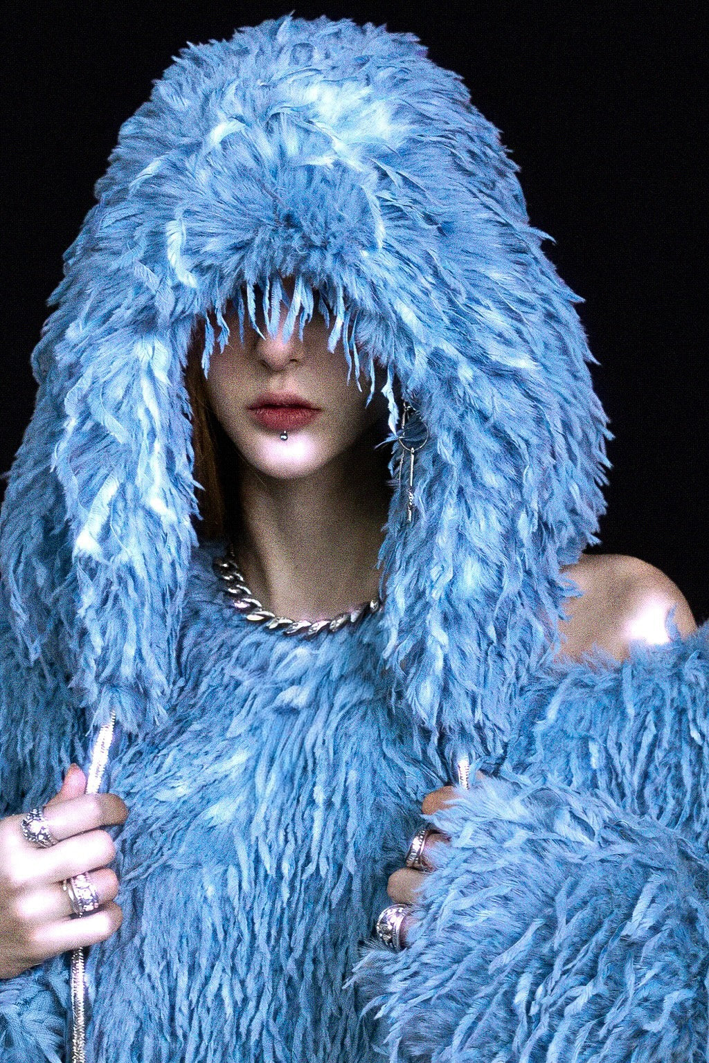 BLUE FEATHER FUR SWEATER